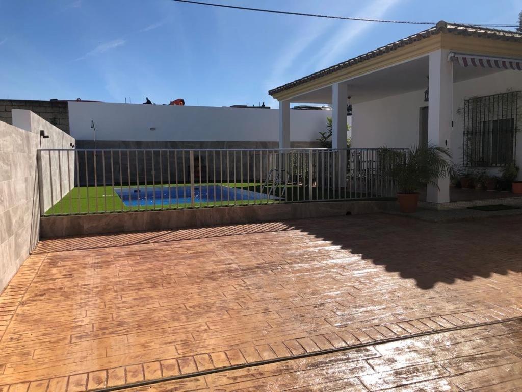 Casas Juani- chalet con piscina Conil De La Frontera Exterior foto